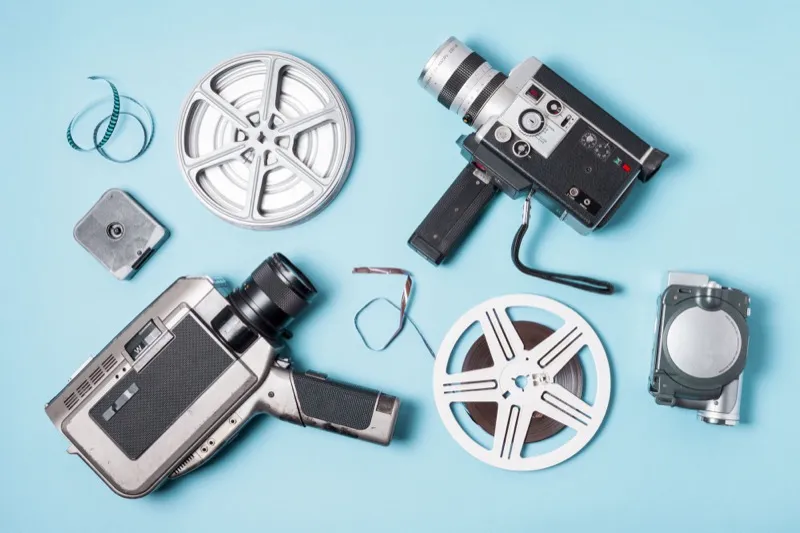 Camera equipment tracking