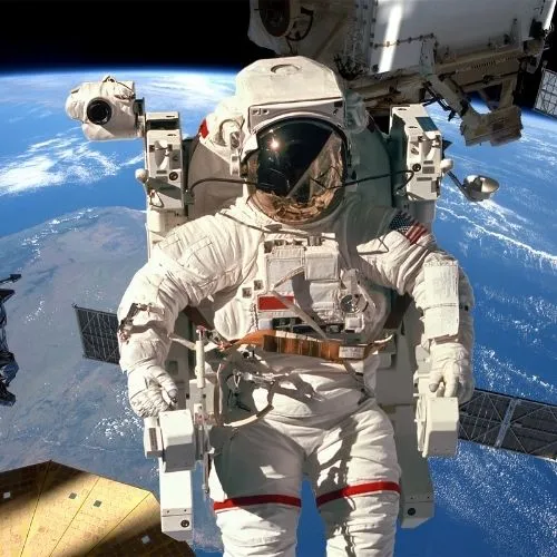 Asset tracking in space