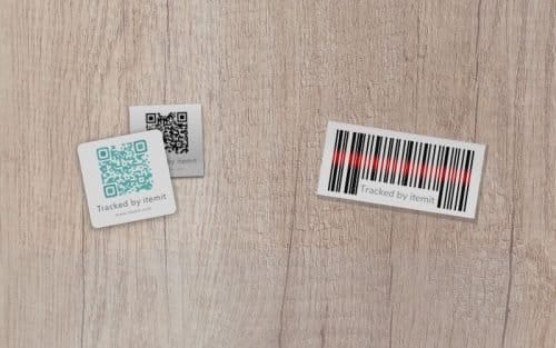 itemit asset tagging options QR vs Barcode