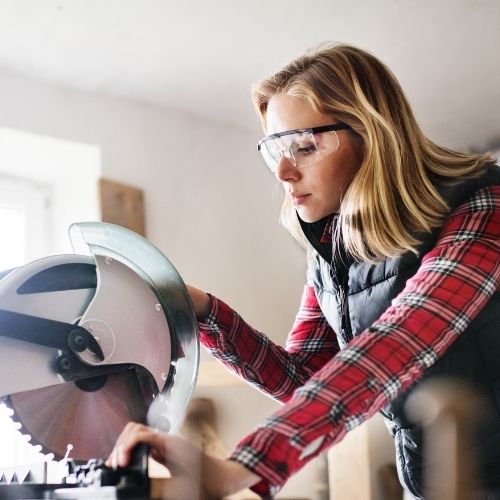 How Does An Equipment Tool Tracking App Work?