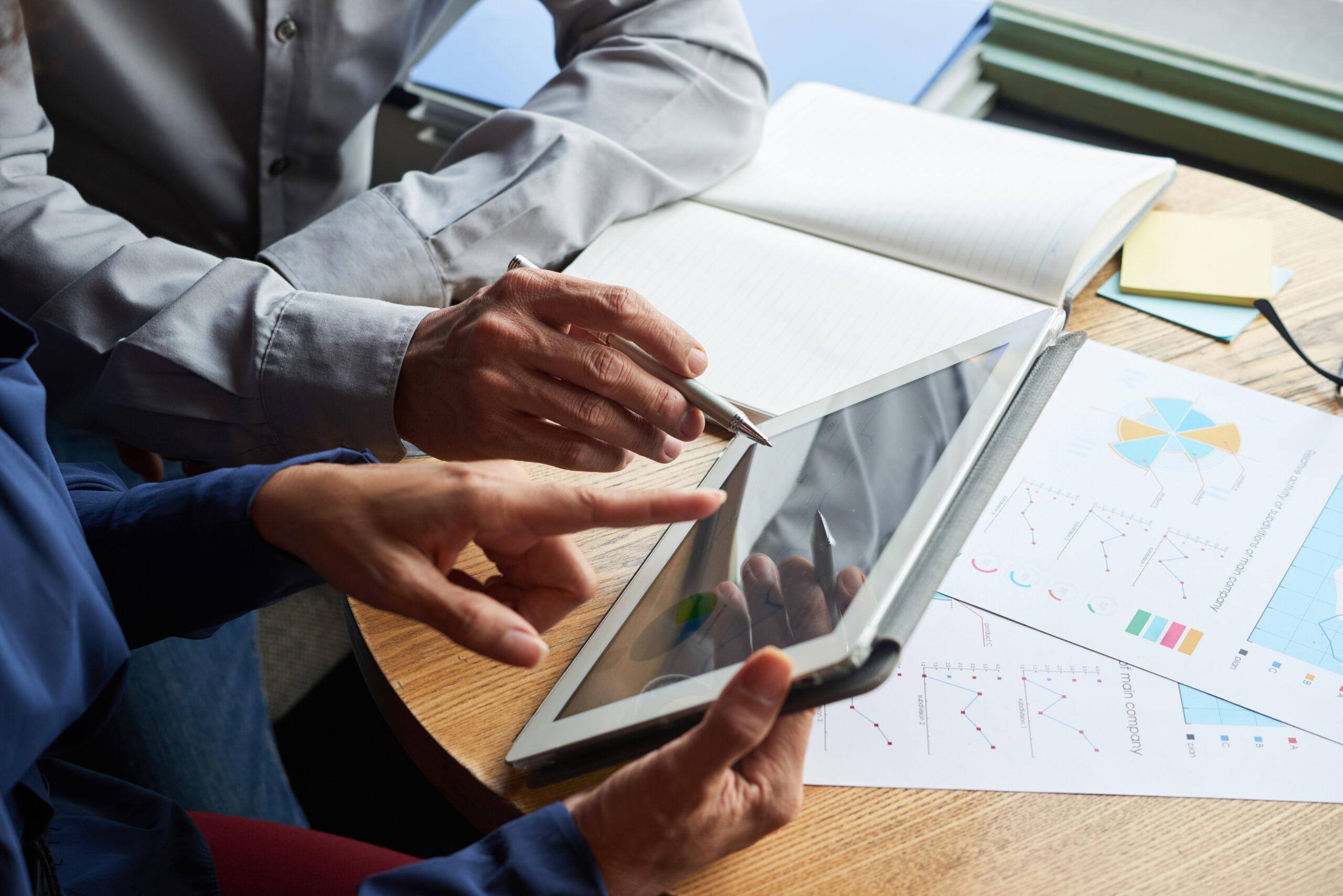 Analyzing report Mastering Asset and Configuration Management: A Guide for Effective Asset Tracking