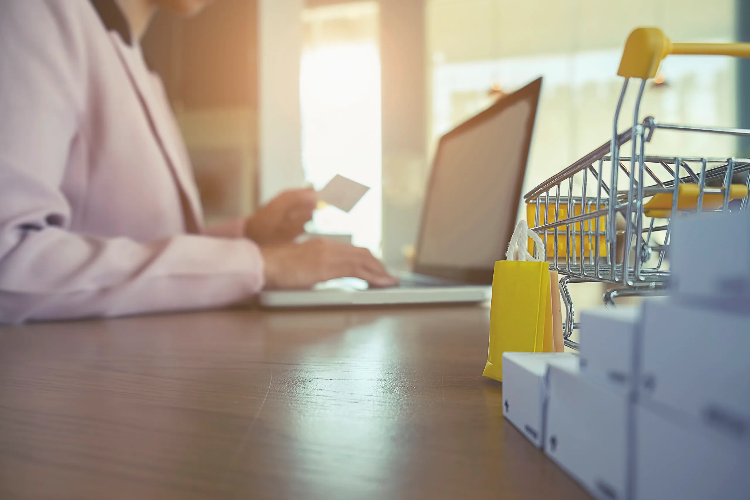notebook-technology-gift-shopping-shop-symbol What Is an Online Inventory Management System?